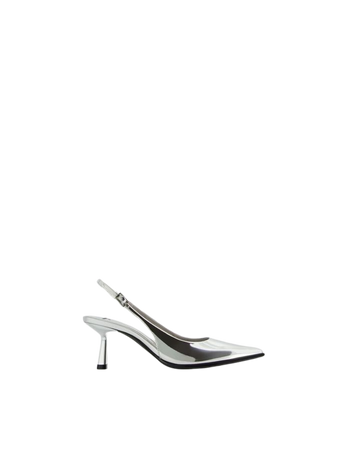 Metallic slingback kitten-heel shoes - Shoes - Women | Bershka