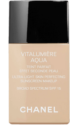 VITALUMIÈRE AQUA Ultra-Light Skin Perfecting Sunscreen Makeup Broad Spectrum SPF 15 10 - BEIGE | CHANEL