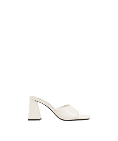 Block-heel sandals - Shoes - Woman | Bershka