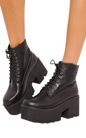 Black Chunky Boot | Boots | PrettyLittleThing