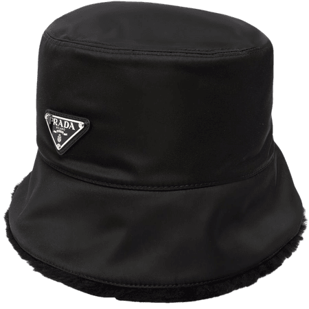 Prada logo-plaque bucket hat - FARFETCH