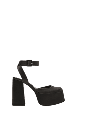 High-heel XL platform sandals - Shoes - Woman | Bershka