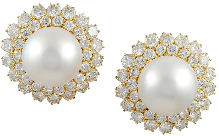 Van Cleef and Arpels Diamond Cultured Pearl Yellow Gold Ear Clips For Sale at 1stDibs | pearl clips, van cleef tops, van cleef and arpels earrings