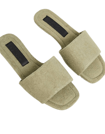 ASOS DESIGN Zambo slider slippers in khaki toweling | ASOS