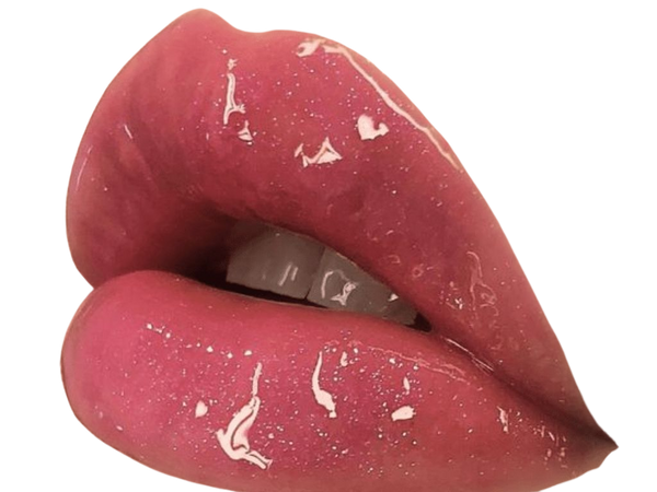 glossy lips glitter aesthetic