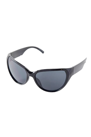 Devon Round Bug Sunglasses | Urban Outfitters