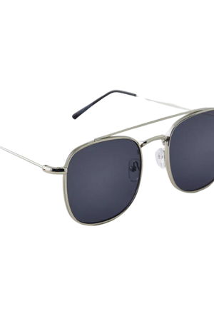 UO Essential Metal Aviator Sunglasses | Urban Outfitters