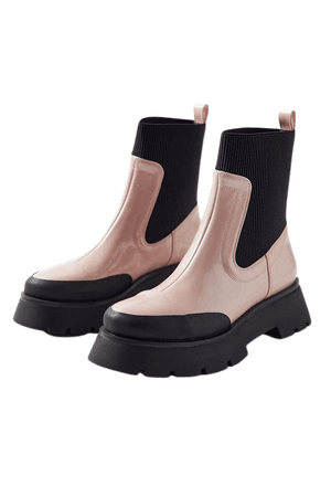 Circus By Sam Edelman Larissa Chelsea Boot | Urban Outfitters