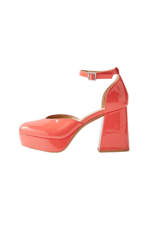 UO Emma Buckled Platform Heel | Urban Outfitters