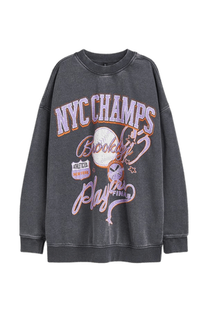 Oversized Printed Sweatshirt - Dark gray/NYC Champs - Ladies | H&M US