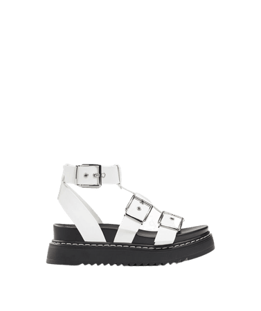 Buckled platform sandals - Shoes - Woman | Bershka