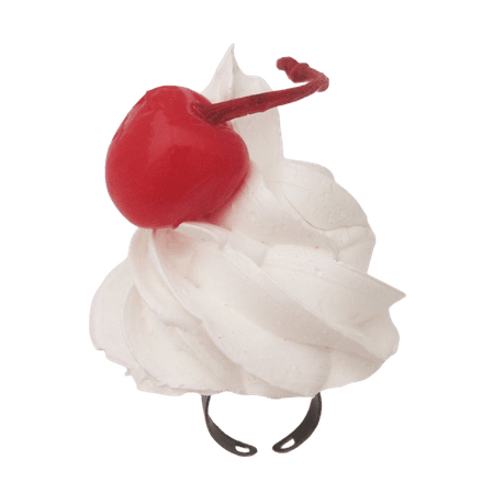 Cherry and whipped cream ring
