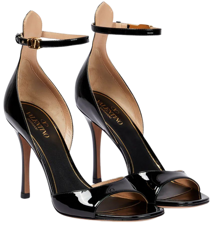 V Logo Patent Leather Sandals in Black - Valentino Garavani | Mytheresa