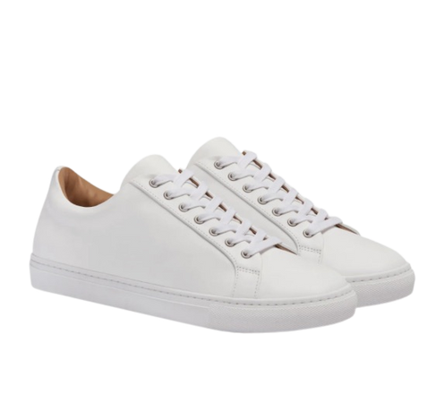 White tennis shoes