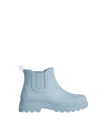 Water-resistant ankle boots with elastic gores - New - Woman | Bershka