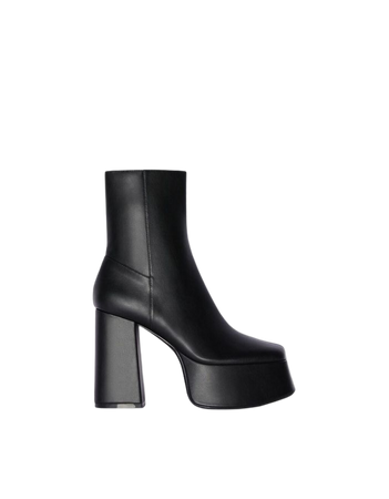 XL platform high-heel ankle boots - View all - Woman | Bershka