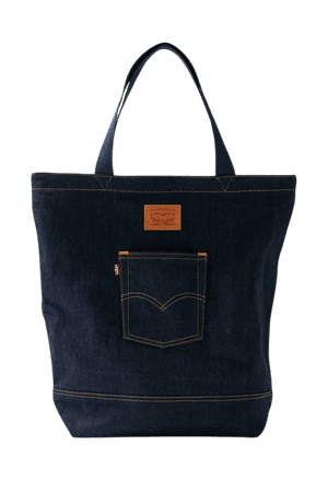 Levi’s Back Pocket Denim Tote Bag | Urban Outfitters
