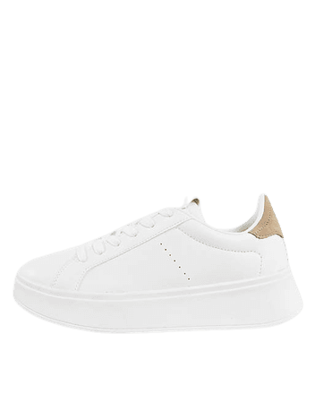 Pull&Bear flatform sneakers with brown back tab in white | ASOS