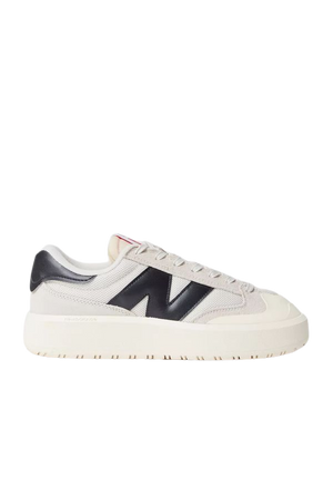 New Balance CT302 Sneaker | Urban Outfitters