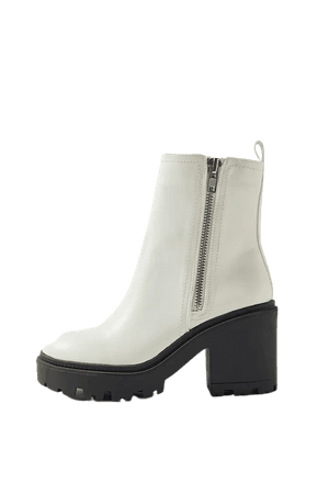 UO Zip-Up Boot | Urban Outfitters