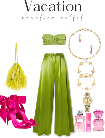 Green Outfit - Vacation Outfit