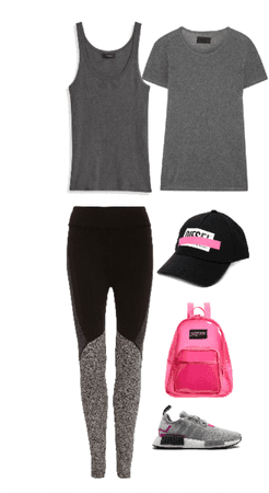 Outfit gym calzas negras y gris