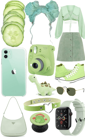 Outfit pastel green