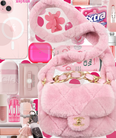 what's in my bag - PINK edition 💗