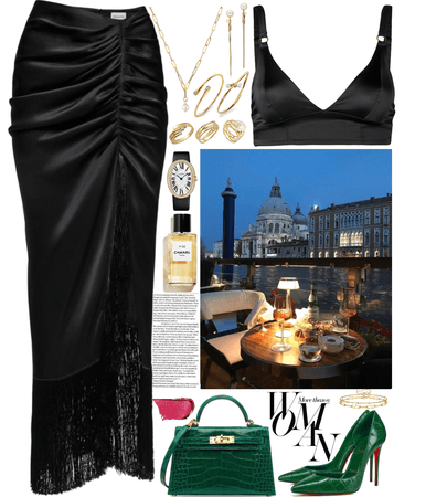 stunning black look with gold jewelry for a fancy night out