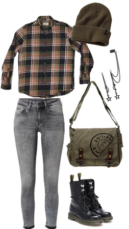 Grungecore Aesthetic Outfit