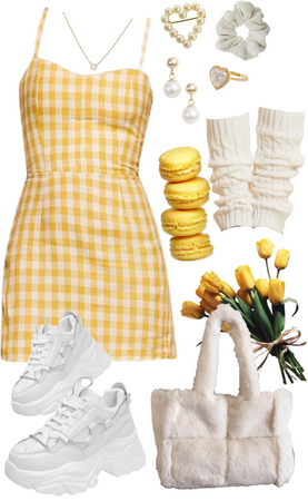 Yellow/cottagecore outfit!
