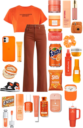 Orange outfit 🍊