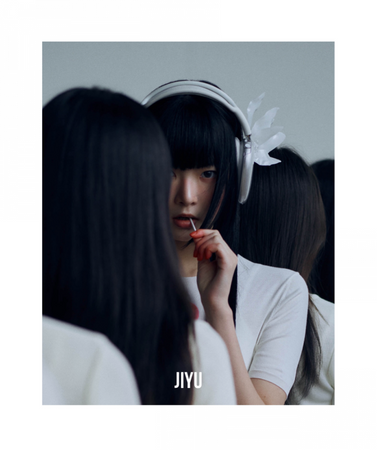 ORPHIC (오르픽) [JIYU] ‘UNFORGIVEN’ Teaser Photos