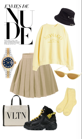 💛💛Consists of a yellow skirt and sweater