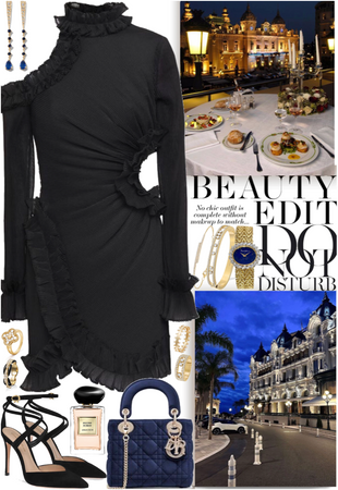 Black dress with gold jewelry for a fancy night at Monaco