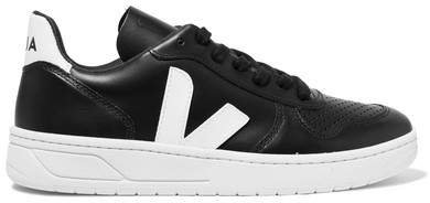 Net Sustain V-10 Leather Sneakers - Black