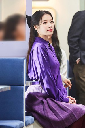 210325-IU-Lilac-Special-Photos-by-Melon-documents-4.jpeg (1499×2250)