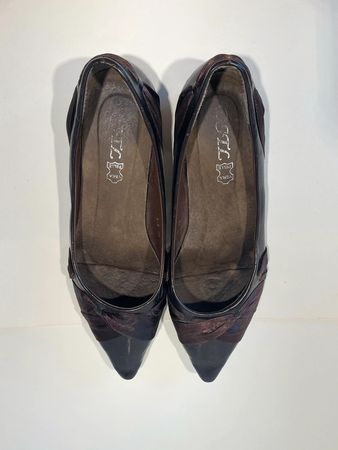 Size 39 Lacklederslipper Loafer spitze Schuhe braunes Lackleder Ballerinacore 90ies minimal - Vinted