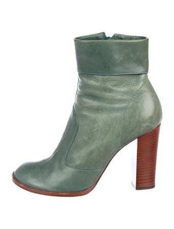 Marc Jacobs Leather Ankle Boots - Shoes - MAR68096 | The RealReal