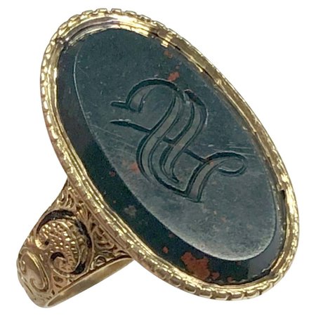 Antique Yellow Gold and Bloodstone Signet Ring For Sale at 1stDibs