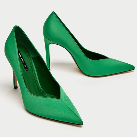 green heels shoes pumps
