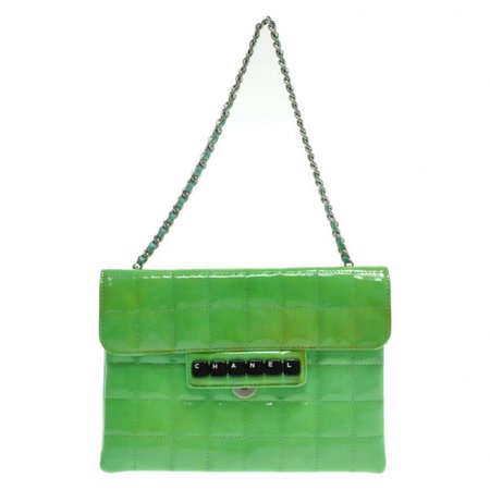 Patent leather handbag Chanel Green in Patent leather - 10094193