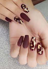 burgundy and gold nails - G