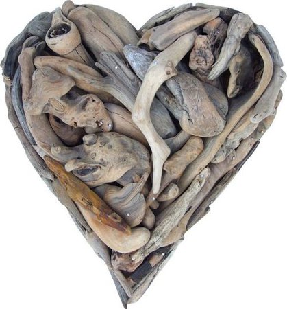 driftwood-valentines-heart