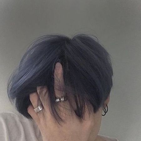 blue black masc short hair