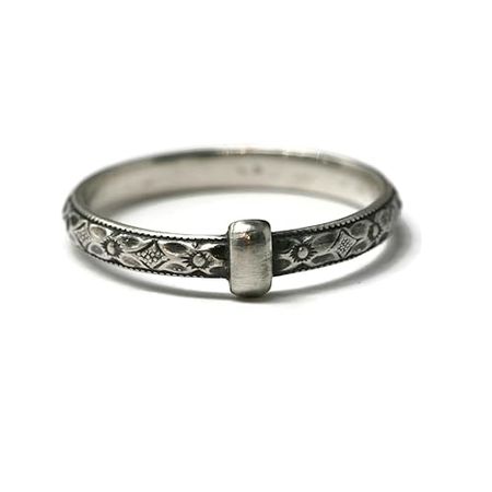 Amazon.com: Salish Sea Inspirations Outlander Celtic Style 925 Sterling Silver Diamond Flower Pattern Band (Silver Key) : Handmade Products
