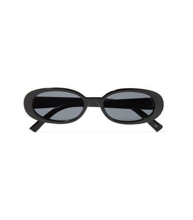 retro black sunglasses