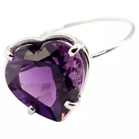 Intini Jewels Amethyst Heart 18 Karat White Gold Valentine's Romantic Love Ring For Sale at 1stDibs | jewels valentine, heart shaped amethyst, amethyst and love