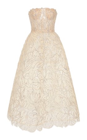 Crystal-Embellished Tulle Strapless Gown by Oscar de la Renta | Moda Operandi