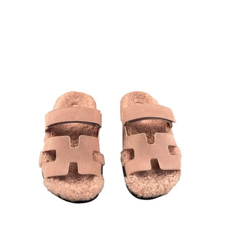 Hermes Chypre Sandals in Baby Pink Fur and leather - Authdesigners
